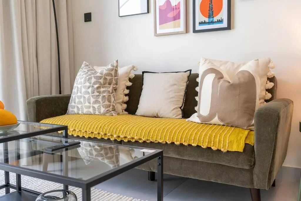 Eclectic Studio With Terrace In Oxford Blvd Jvc Дубай Апартаменты